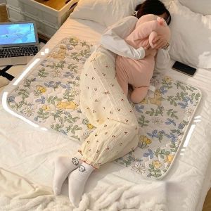 Cute Tulip Small and Medium Sized Baby Washable Changing Mat Womens Menstrual Hygiene Mattress Portable Travel Protection Mat
