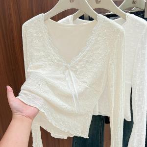 Korean Style Butterfly Knot T-Shirt Womens Slim Fit Floral Edge Top V-Neck Short Sleeve Long Lasting Fashion Design