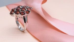 Lohaspie Jewelry Genuine 9.12 Carats Ring Silver 925 Original Natural Garnet Sterling Silver Rings Women Wedding Engagement Natural Gemstone Jewelry Design Classic Style