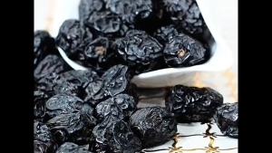 Ajwa Al Madinah Original Soft Sweet and Delicious High Quality Healthy Kurma