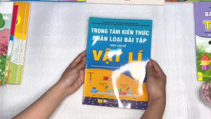 Sách - Trọng Tâm Kiến Thức Phân Loại Bài Tập Theo Chủ Đề Vật Lí 10 - ndbooks