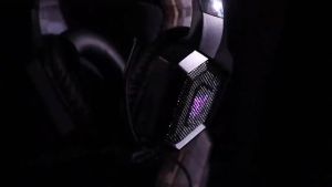 Onikuma K8 Wired Stereo Gaming Headphones With Mic LED Lights RGB Full Oval Ear Cover Heavy Bass Ultimate Gaming Headsets Microphone Mobile Phone PC NoteBook Xbox PS4