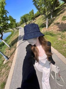 BILLI ZILLY | Mũ đi biển denim lấp lánh cho nữ mùa hè mới thanh lịch đa năng che nắng cỡ đầu lớn apparent face nhỏ chống nắng