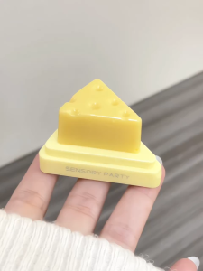 MOKARUYIN ลิปบาล์มนุ่มชุ่มชื้นพร้อมแปรงซิลิโคน-ชุ่มชื้นฐานดูแลริมฝีปากแตกสำหรับริมฝีปากเรียบ