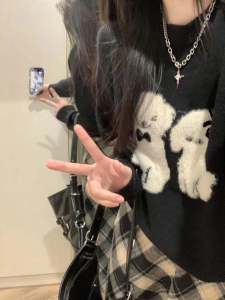 Good Night Puppy Fall and Winter New Arrival Black round Neck Elegant Sweet Cartoon Idle Style Knitwear Sweater Female