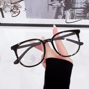 Anti-radiation Anti-blue Light Myopia Eyeglasses with Graded High-definition Round Glasses Nearsighted