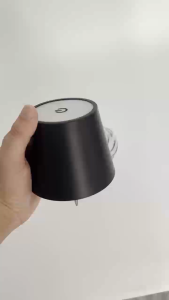 Wireless Touch Control ขวดตารางโคมไฟ ฝังขวดโคมไฟตั้งโต๊ะ RGB 12 สีและ ไม่มีขั้นตอน ลดแสง เหมาะสําหรับบาร์ขวดไวน์โต๊ะไฟ