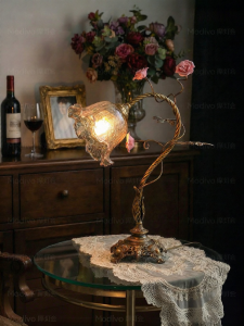 FANCY LAMP CLUB | Vintage Antique Brass Table Lamp