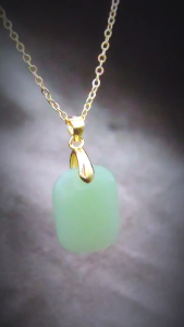 Lucky Hetian Jade Necklace 18k Gold Pawnable Legit for Women Non Tarnish Fashion Accessories