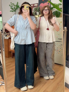 เสื้อเชิ้ตคอวีแขนสั้นทรงหลวมสไตล์เกาหลีสำหรับผู้หญิงไซส์ใหญ่ สีฟ้า เสื้อเชิ้ตแขนสั้นคอวีสุดเก๋สำหรับผู้หญิงไซส์เล็ก