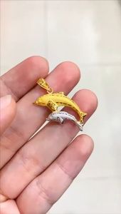 Liontin emas kadar 700 70 16k lumba2 dolphin mainan kalung tambang kilat 2 sisi kombinasi mix warna whitegold gold putih kuning ringan 08 gram gr g