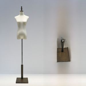 Modern Minimalist Half Body Female Mannequin Display Stand for Clothing Stores Full Body Wedding Dress Model Rack Adjustable Height