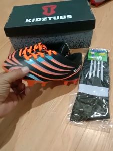 KIDZTUBS Sepatu Bola Anak Paket Komplit Sepatu Bola Tas Skin Deker Kaos Kaki Usia 6-10 Tahun Size 28 29 30 31 32 33 34 35 36 37 KDZ1058010325