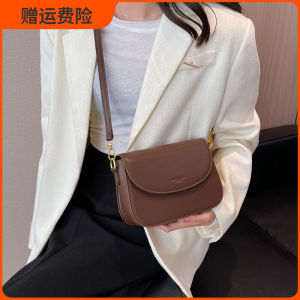 Retro Wind Design Womens Shoulder Bag New 2022 Autumn Winter Stylish Small Crowd Design Casual Commuter Crossbody Bag
