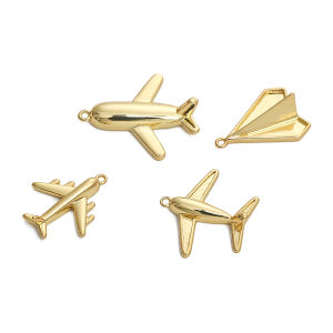1ชิ้น14K จี้ทองเหลืองรูปเครื่องบินชุบทองสำหรับต่างหูสร้อยคอสร้อยข้อมือเครื่องประดับ DIY ค้นพบการทำอุปกรณ์เสริม