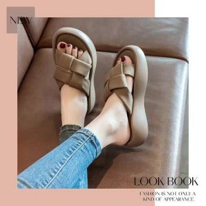 Sheii รองเท้าแบบสวม แฟชั่นสุภาพสตรี ดีไซน์เรียบๆแต่เก๋มากก ส้นธรรมดา มินิมอล สีพื้น แมทซ์ได้ทุกชุค ลุคไหนก็ดูดีเกินต้าน