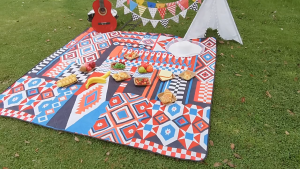 [COD & Ready Stock]2x2m Waterproof Outdoor Picnic mat Oxford Foldable Camping Mat Easy Carry Beach Mat Hammock