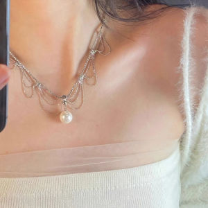 สร้อยคอไข่มุกประดับเพชรสไตล์ใหม่สำหรับผู้หญิง สร้อยคอโซ่กระดูกไหปลาร้า แฟชั่นฤดูใบไม้ผลิ 2025 สร้อยคอแบบอเนกประสงค์