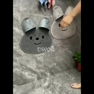 TWOL SHOP 1pcs Bathroom Floor Mat Non Slip Bath Mat Silicone Scrubber Shower Mat Non Slip Bathroom Use