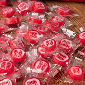 Creative Handmade Double Happiness Character Sugar Candy Fruit Flavor Wedding Celebration Love Heart Shaped Hard Candy Snacks