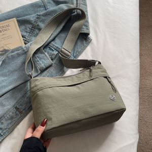 Lightweight Canvas Crossbody Bag for Women Commuter Stylish Versatile Large Capacity Single Shoulder Slant Bag Small Backpack