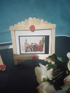 Bingkai foto dari stik es krim/ kerajinan tangan dari stik es krim/ prakarya/ souvernir