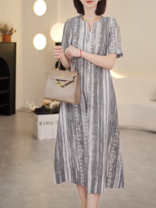 QINGNAER | Slimming Younger Striped Print Short Sleeve Maxi Dress