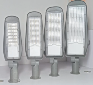 TRANYTON LED Street Light 50W 100W 150W 200W AC85-265V IP66 Waterproof SMD3030 High Brightness 5000K 180° Adjustable Arm 70°/150° Beam Angle Aluminum Housing Outdoor Lighting for Road Garden Yard Garage Parking Lot Villa Street