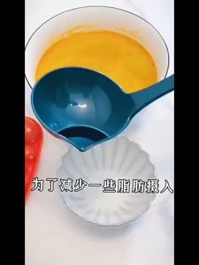 Mexin  กระบวยพลาสติกหนาอย่างดี คุณภาพดี กระบวยสุกี้ช้อนพลาสติกคุณภาพดี   Spoon with oil filter