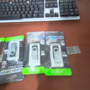 (BEBAS REQUEST LAGU MP3 MP4) FLASHDISK 32GB MUSIK FULL MP3 MP4 VIDEO LAGU NOSTALGIA POP DJ DANGDUT FLASHDISK MICROSD LAGU MP3 VIDEO