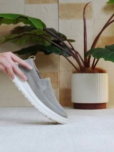 AOKANG | Slip-On Breathable Thick-sole Canvas Sneakers