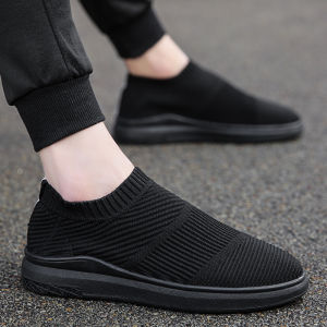Best Sellers Men Korean Style Breathable Slip On Sports Sneakers Lightweight Comfort Flat Casual Black Rubber Shoes For Men