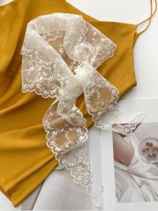 Áo Choàng Vai Nhỏ 2024 Mùa Hè Mới Áo Choàng Vai Tay Lỡ Ren Khoét Lỗ Cho Nữ Áo Khoác Ngoài Thời Trang Đa Năng