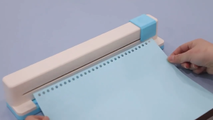 เครื่องเจาะรูกระดาษ 30 รู การเจาะรูหลายขนาด ขนาด A4/B5/A5/B6/A5/B7/A7 แถมฟรี แถบสันปก 10 อัน