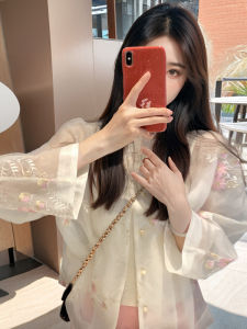 New 2024 Summer Chinese National Style Short Silk Organza Embroidered Outerwear Lightweight Protective Outerwear for Women