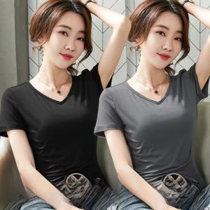 เสื้อยืดคอวีแขนสั้นผ้าโมดอลสำหรับผู้หญิงในช่วงฤดูร้อน สีดำ บาง ทรงเข้ารูป เสื้อตัวบนแฟชั่นสำหรับผู้หญิง คอกลม แขนสั้น ทรงเข้ารูป