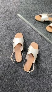 Tiara Tifany Sandal Wanita Tali Belakang Kekinian Sendal Wanita Kekinian Terbaru Bahan Kulit Sintetis Premium