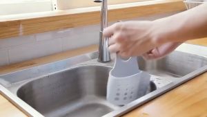 MixHome 1PCS Kitchen utensils portable basket household kitchen hanging drain basket bag storage tools for bathroom sink holder kitchen utensils Accessories