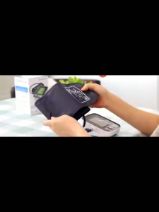 【รับประกัน 10 ปี】เครื่องวัดความดัน มีการรับประกัน เครื่องวัดดัน ที่วัดความดัน วัดความดัน เครื่องวัดความดันโลหิต blood pressure monitor เสียงภาษาไทย จอใหญ่ HD เพิ่มความเครียดอย่างชาญฉลาด ชาร์จUSB/ใส่ถ่าน การวัด