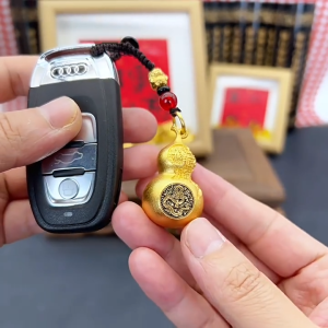 已开光 招财 The Zodiac Car Keychain Pendant Pendant and Gourd Gift for Attracting Wealth本命年十二生肖车钥匙扣吊坠挂件葫芦福禄双全寓意美好钥匙扣礼物