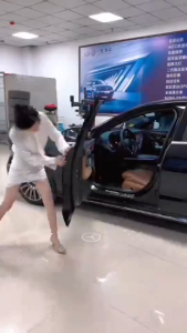 4PCS Car Door Lock Cover Bahan Silikon Peredam Pintu Mobil Karet Universal Bantalan Pelindung Pintu Mobil