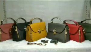 Calviero Collection G2333 Tas Selempang Wanita Fashion Import 1Kg Muat 2Pcs