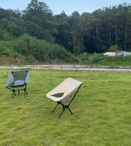 ES.เก้าอี้แคมป์ปิ้งปิคนิค เก้าอี้สนามพับได้ น้ำหนักเบา พกพาสะดวก ฟรีกระเป๋าเก็บของ ปลีก/ส่ง EASYHOME E919