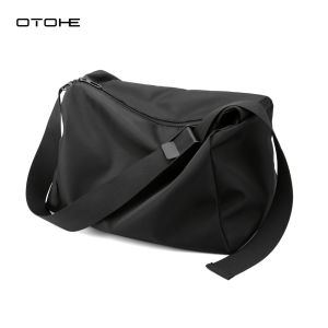 OTOHE กระเป๋าผู้ชายขนาดใหญ่จุกระเป๋าสะพายไหล่กันน้ำกระเป๋าส่งสารโพสต์ส์แมนกระเป๋าเดินทางสบาย ๆ สำหรับกีฬาถนนเดินทางกลางแจ้ง