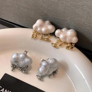 White Cotton Cloud Earrings Luxury Sensation Waterdrop Cloud Dangle Studs Fresh out New Style Elegant Fashion Jewelry Accessories
