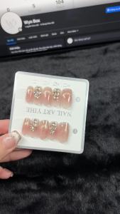 Nailbox thiết kế N15 – Mắt mèo ánh Gold ombre Hồng Nude đính đá (Tặng hộp kính + keo + miếng dán + dũa)