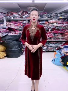 Elegant Velvet Wedding Dress Improved Cheongsam Noble New 2025 Mother-In-Law Wedding Banquet Drinking Ceremony Dress Long Skirt