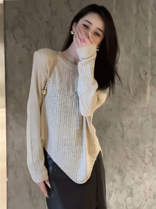 Korean Style Womens Knitted Sweater Bottom Irregular Early Spring New Vintage Japanese Style Lazy Sweater Warmth Heat Pure Color round Neck Long Sleeve Loose Fit Hollow out Splicing