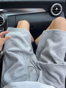 Grey Casual Pleated Shorts Mens Summer High-End Feeling Five-Quarter Loose Sports Sweatpants for Teenagers Knee-High