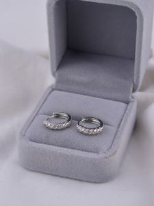 Hoa Tai Bạc Nguyên Chất 925 Thiết Kế Nhỏ Gọn Vòng Tròn Đính Đá Zircon Dành Cho Nữ Thời Trang Mùa Hè Đeo Được Khi Ngủ